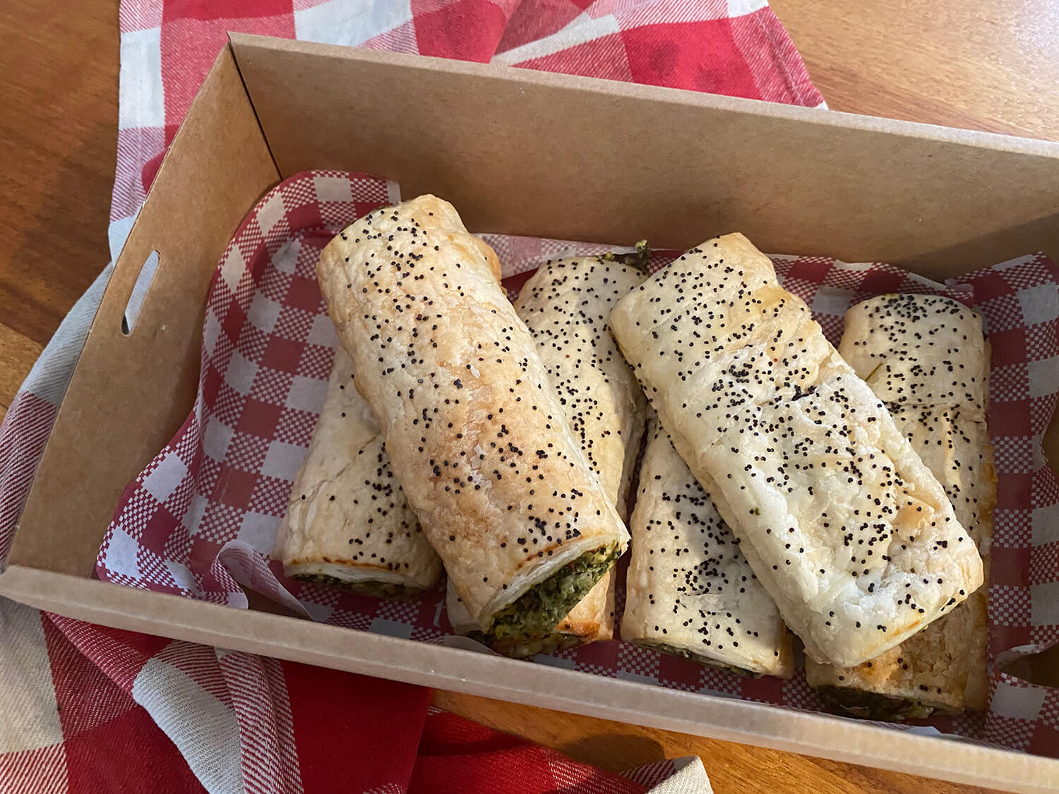 Savoury Pack - Cheese and Spinach Rolls